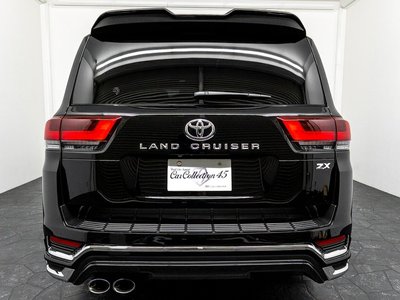 TOYOTA LAND CRUISER 300 - 4