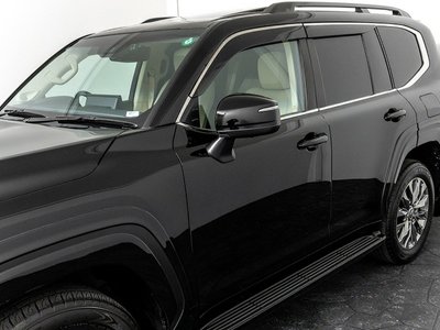 TOYOTA LAND CRUISER 300 - 10