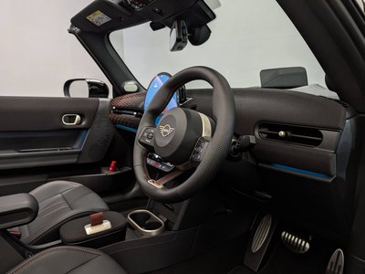 صورة مصغرة 18 لـ 2025 MINI COOPER CONVERTIBLE