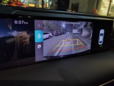 2025 Genesis G80 (RG3) thumbnail 13