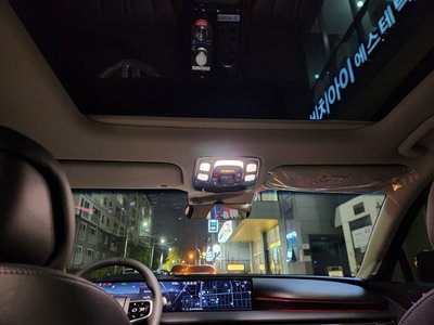 2025 Genesis G80 (RG3) thumbnail 18