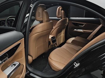 2025 Mercedes-BENZ E-CLASS thumbnail 18