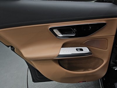 2025 Mercedes-BENZ E-CLASS thumbnail 15
