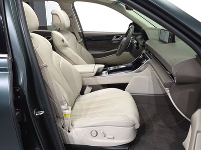 2022 Genesis GV80 — миниатюра 17