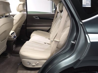 2022 Genesis GV80 — миниатюра 16