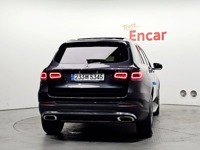 MERCEDES-BENZ GLC - 3