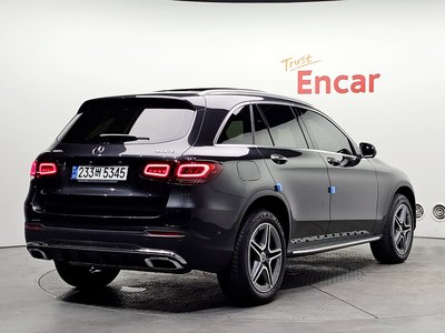 MERCEDES-BENZ GLC - 4