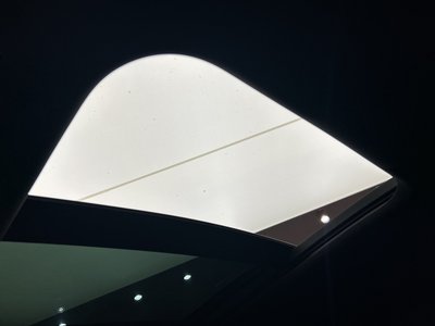 LAND ROVER DEFENDER - 7