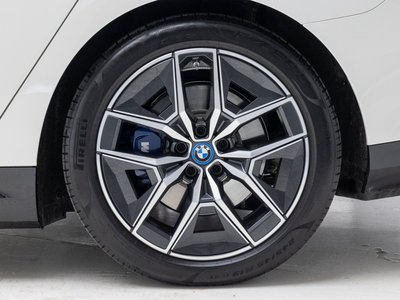 BMW I5 - 6
