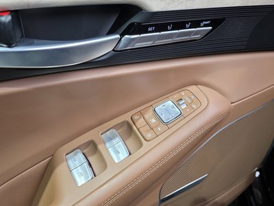2021 Genesis G90 — миниатюра 29