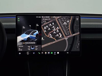 2025 Tesla MODEL Y thumbnail 18