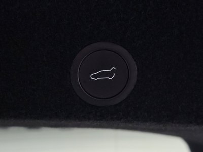 2025 Tesla MODEL Y thumbnail 30