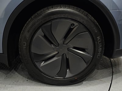 2025 Tesla MODEL Y 照片 8