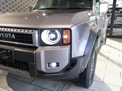 TOYOTA LAND CRUISER 250 - 7