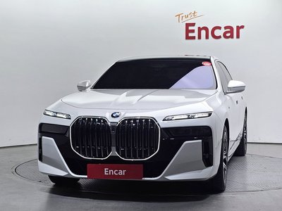 BMW 7 SERIES - 2