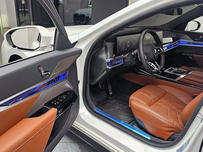 BMW 7 SERIES - 10