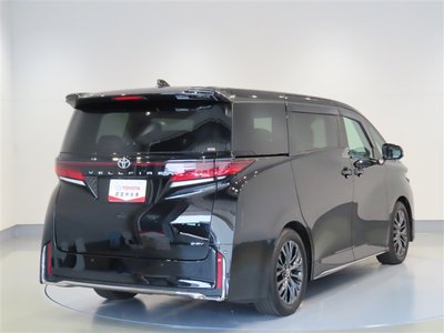 TOYOTA VELLFIRE - 4