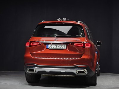 MERCEDES-BENZ GLS - 4