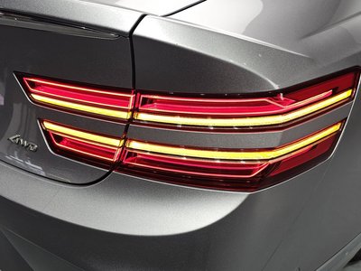 GENESIS G80 (RG3) - 10