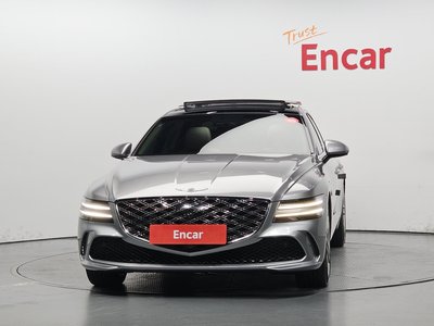 GENESIS G80 (RG3) - 2