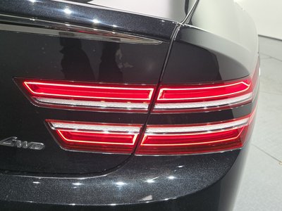 GENESIS G80 (RG3) - 10
