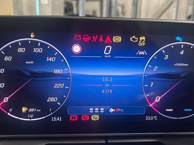2025 Mercedes-BENZ C-CLASS — миниатюра 14
