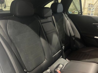 2025 Mercedes-BENZ C-CLASS — миниатюра 32