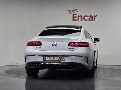 MERCEDES-BENZ E-CLASS - 3