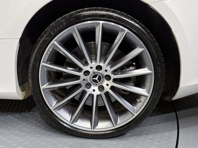 MERCEDES-BENZ E-CLASS - 8