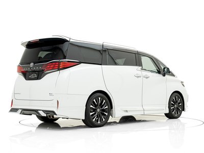 TOYOTA ALPHARD - 7