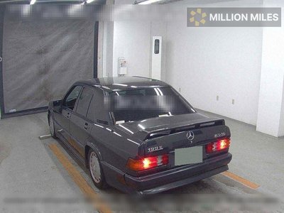 MERCEDES-BENZ E-CLASS - 2