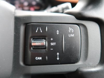 2022 LAND Rover DEFENDER photo 10