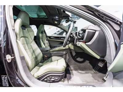 صورة 3 لـ 2024 Porsche PANAMERA