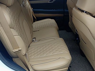 GENESIS GV80 - 8