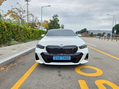 BMW I5 - 2