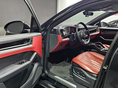 PORSCHE CAYENNE - 10