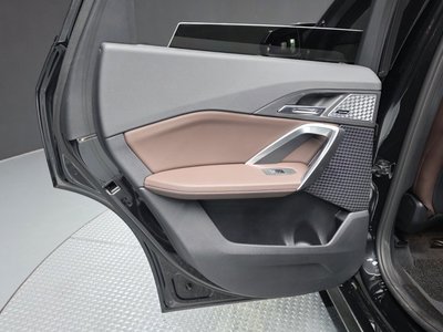 2025 BMW X1 — миниатюра 15