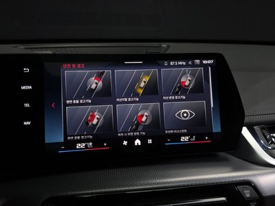 2025 BMW X1 — миниатюра 22