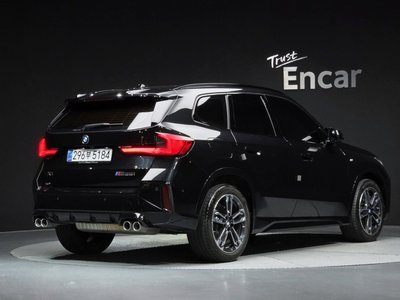 2025 BMW X1 — фото 3