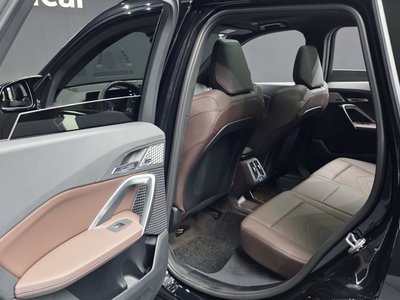2025 BMW X1 — миниатюра 16