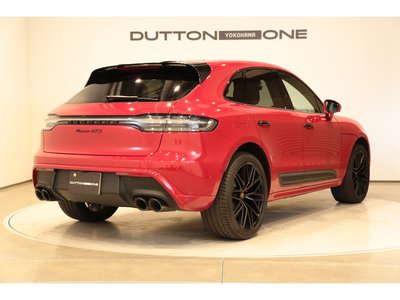 PORSCHE MACAN - 9