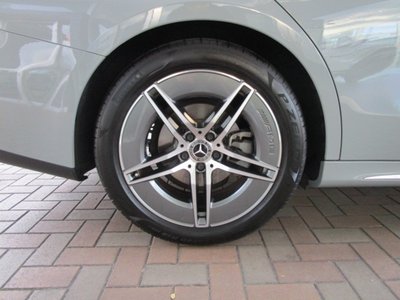 صورة 9 لـ 2025 Mercedes-BENZ E-CLASS