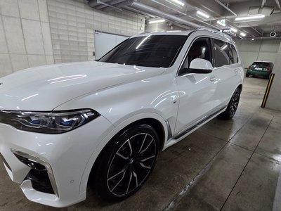2022 BMW X7 照片 1