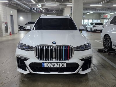 2022 BMW X7 照片 2