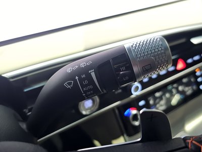 صورة مصغرة 32 لـ 2024 Genesis GV70