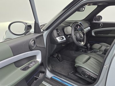 MINI COUNTRYMAN - 10