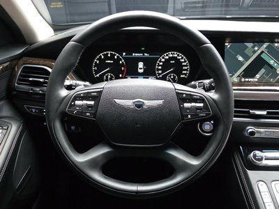 صورة مصغرة 13 لـ 2021 Genesis G90
