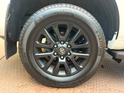 2023 Toyota LAND CRUISER PRADO 缩略图 15
