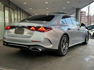 MERCEDES-BENZ E-CLASS - 2