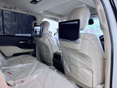 صورة مصغرة 17 لـ 2025 Toyota LAND CRUISER 300